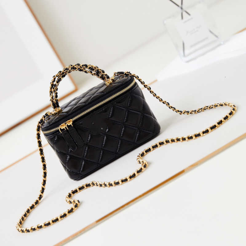 12A Upgrade Mirror Quality Designer women Shoulder Bags 2024B Cross Handle Box Bag New Single Shoulder Cross Shoulder Chain Bag Mini Handheld Makeup Bag Trendy