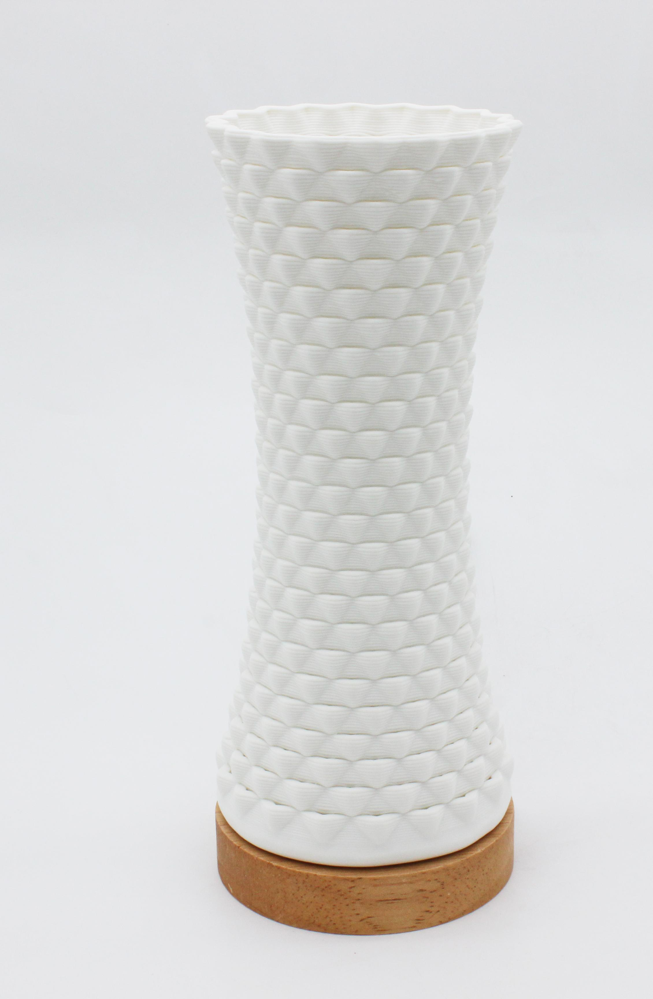 Elegant Simple Design Smart Manufacturing Cloud LED Ceramic Lamp Adds Cozy Ambiance - Ideal For Rooms And Spaces