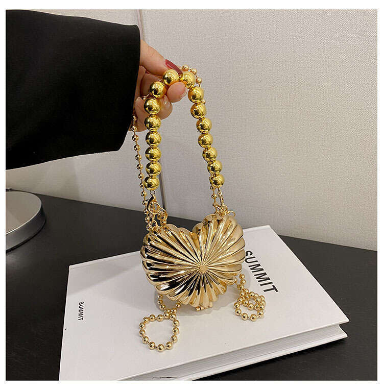 Dinner Bag Summer New Handheld Mini Metal Box Fashionable Evening Love Chain One Shoulder Crossbody Women S Bag KQ