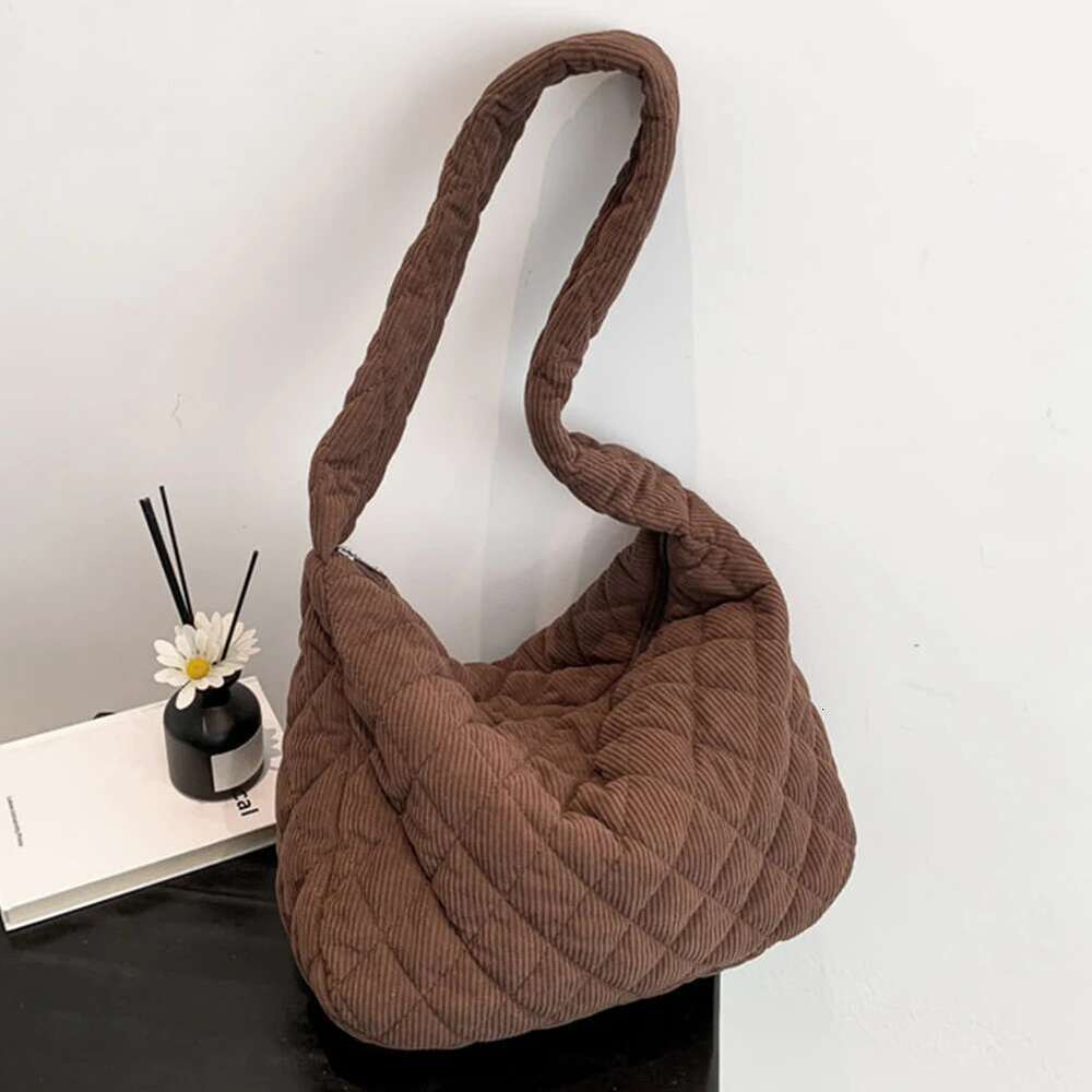 ddmy Stylish Women Underarm Corduroy Quilted Shoulder Trendy Bag Fashion Work Tote Retro Classic Purse Solid Color Handbag