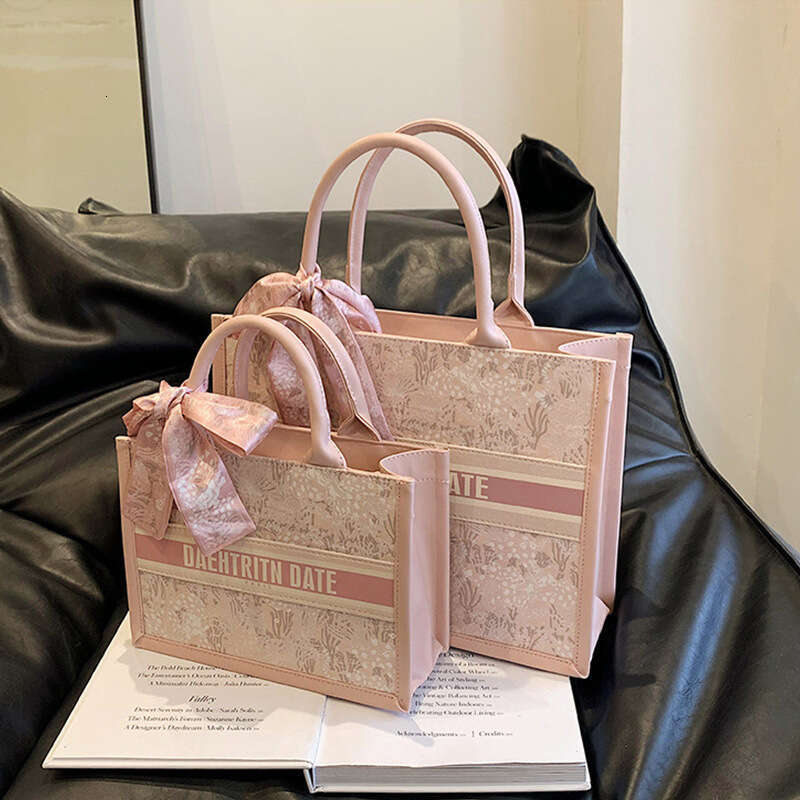 Large capacity embroidered tote for women, high-end texture, niche commuting handbag, single shoulder crossbody bag, leisure bag