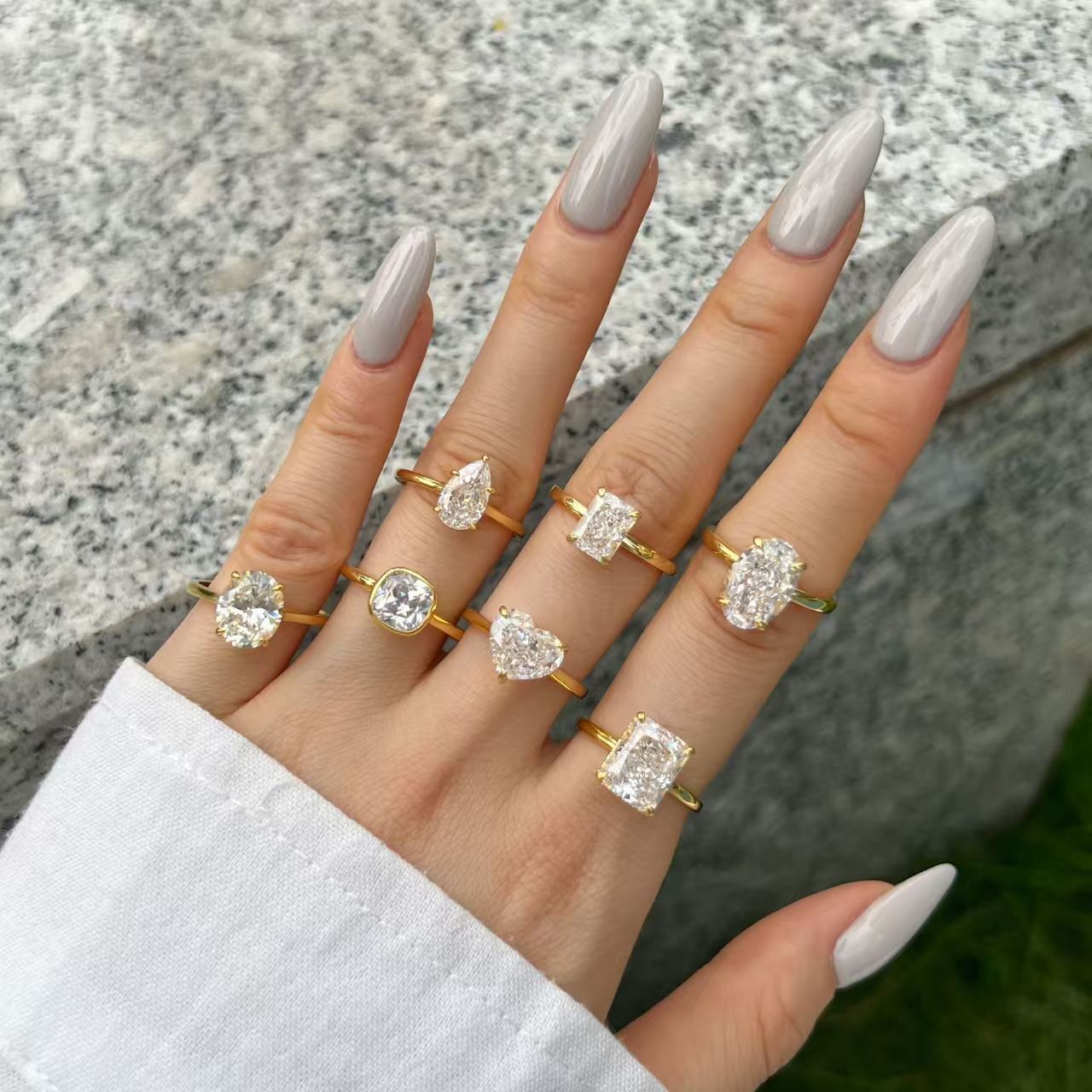 Unique 14k Yellow Gold GRA Wedding Bridal Jewelry Gorgeous Claw Setting 2ct Oval+Marquise FL Moissanite Diamond Engagement Ring