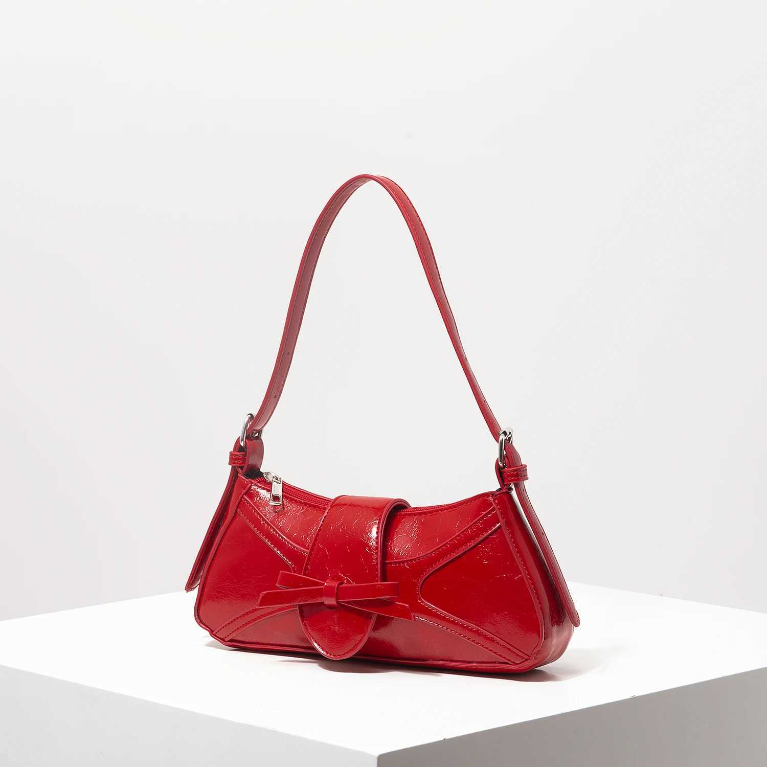 Premium Style Faux Leather Shoulder Bag Butterfly Bag Tote Bags for Ladies Work Bag for Women Bag for Women Elegant XJ250610