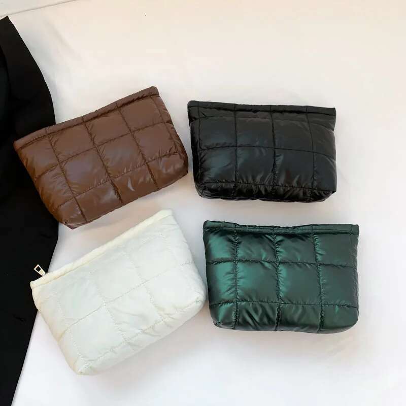 ddmy Lightweight Autumn Simple and Winter Versatile Handbag with Square Embroidery Thread Casual Makeup Bag