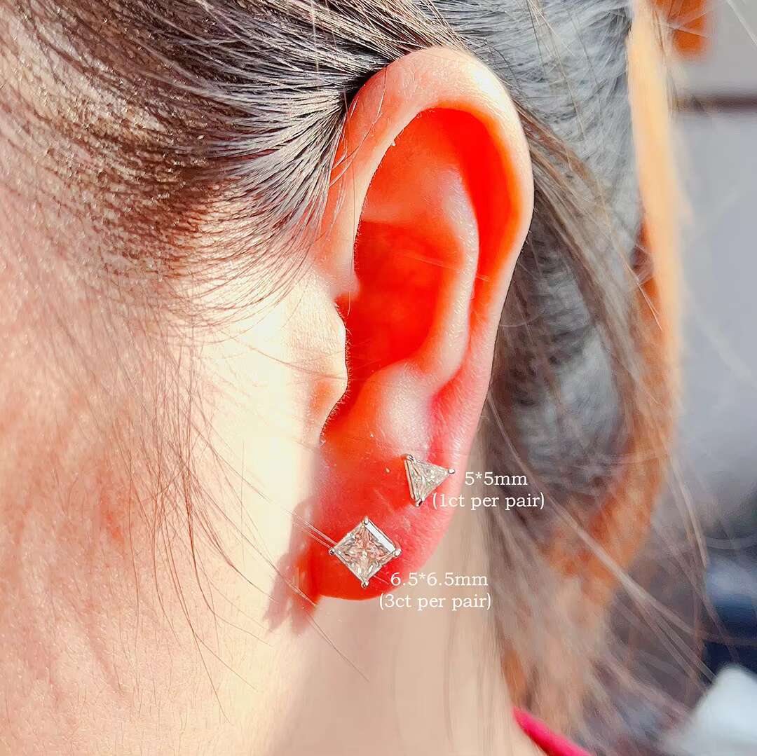 Bling Trendy Fashion Gra Moissanite Ear Studs 925 Silver Hip Hop Screw Back Princess Cut Stud Earrings for Men