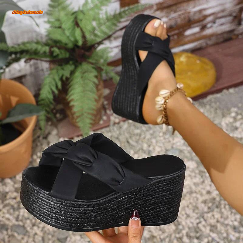Cross Strap Wedge Heel Sandals for Women Summer 2025 Fashion Chunky Platform Sandalias Mujer Comfort Thick Bottom Beach Slippers ddmykukumalu