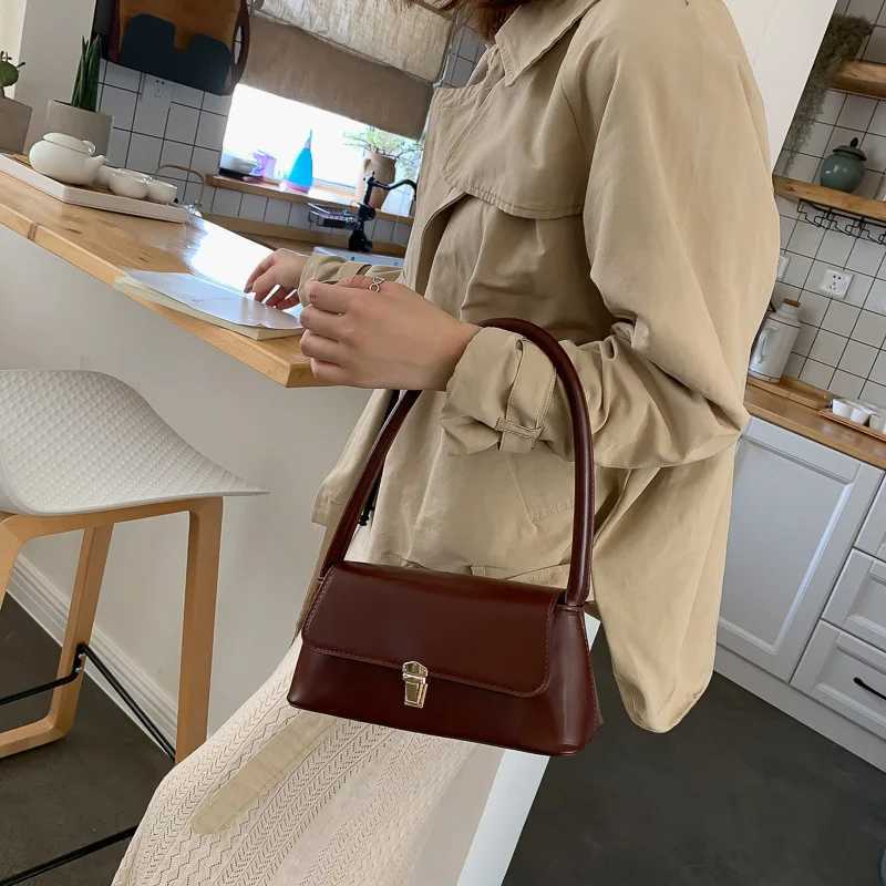 Fashion Retro Womens Shoulder Bag Simple Solid Color Handbag Vintage Underarm BagXJ250508