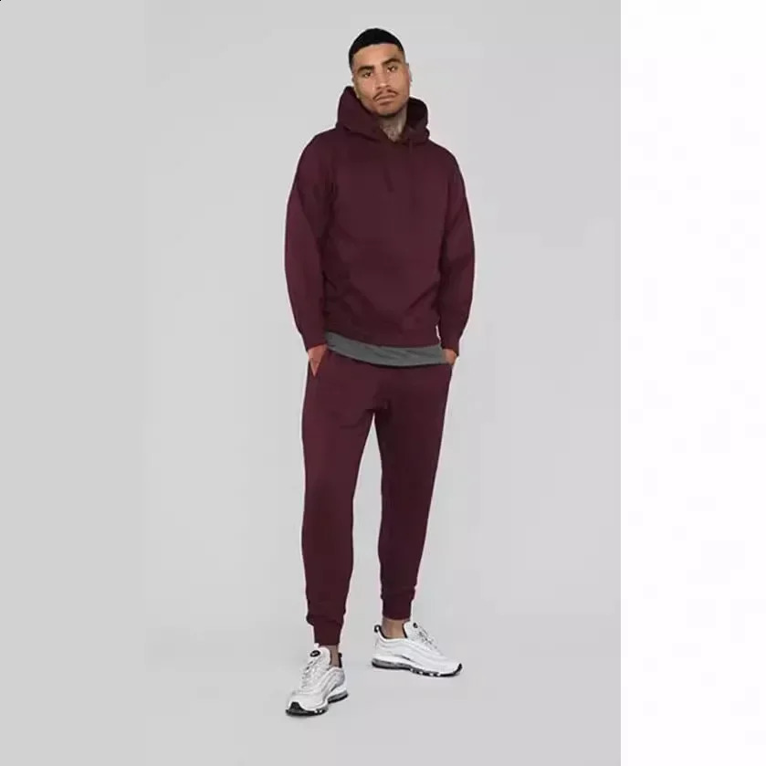 Basic menswomens 2pieceset sweatshirt hooded pants 2024 mens gym fitness top runner tracksuits ropa para hombre 250430Z