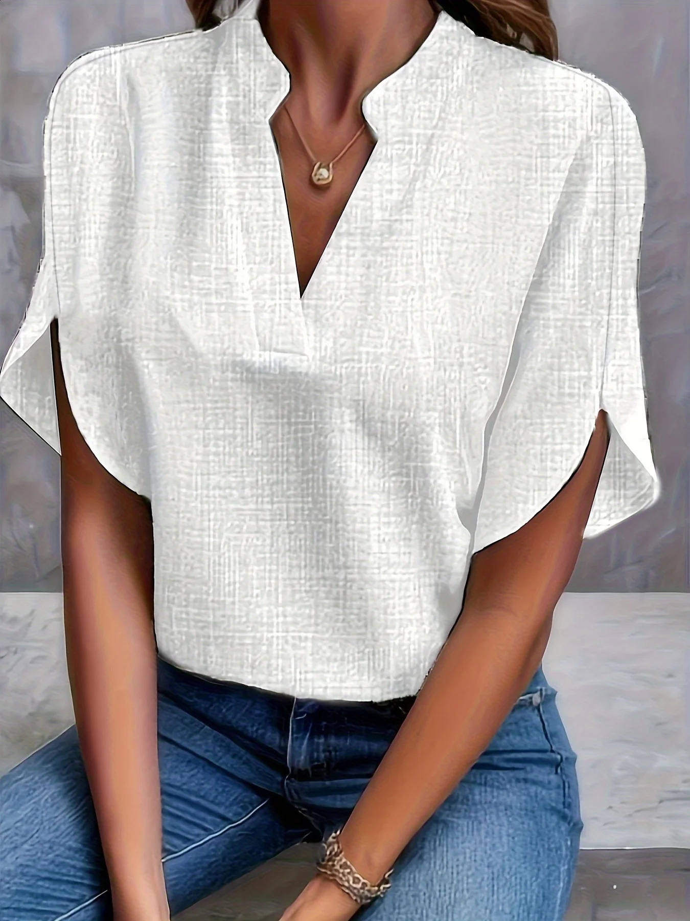 Plus size womens shirt 2024 summer Vneck cotton linen top white 250430Z