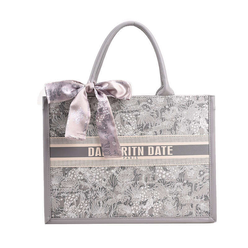 Large capacity embroidered tote for women, high-end texture, niche commuting handbag, single shoulder crossbody bag, leisure bag