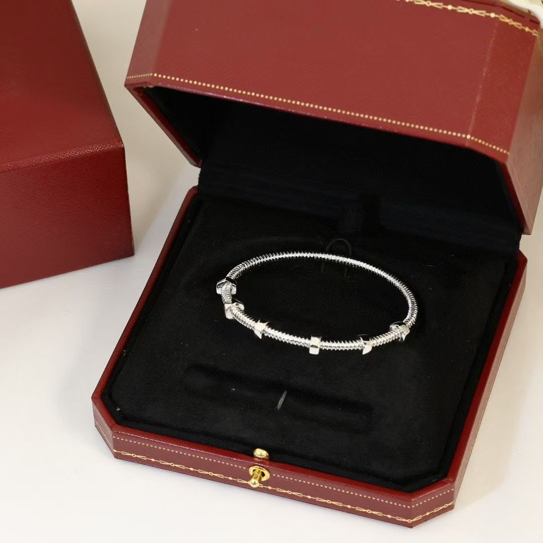 Bracelet Designer Bracelet High quality for your choice Luxury Designer Bracelets Alphabet Valentine Gift Elegant Women Bracelet Narrow version 1485