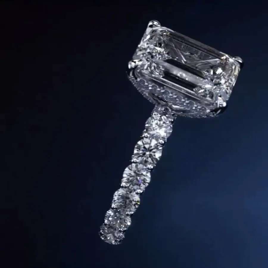 Valuable Lab Diamond Ring 925 Sterling Silver Party Wedding Band Rings for Women Men Engagement Promise Jewelry