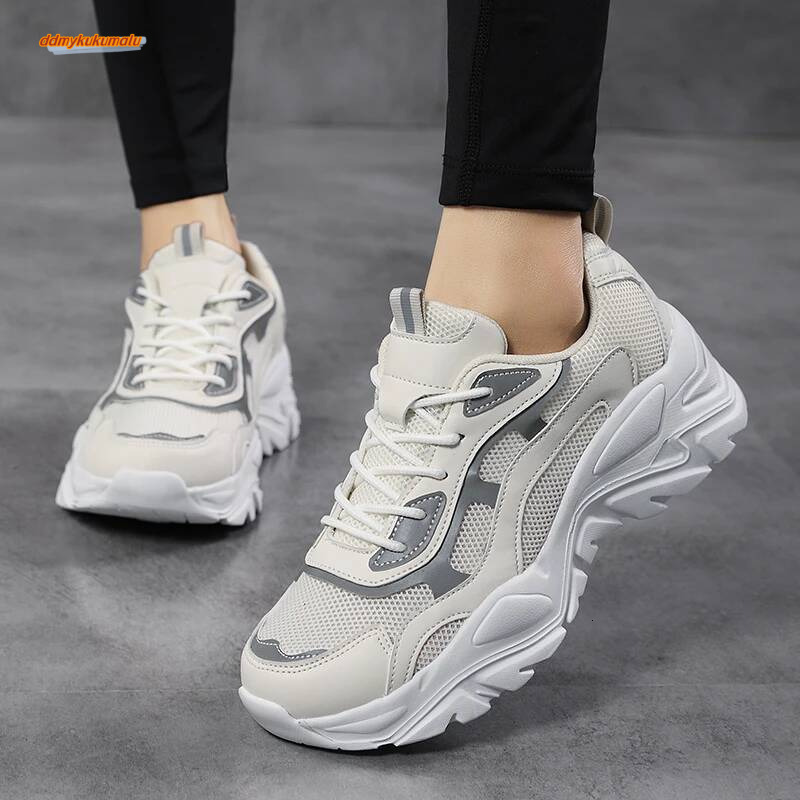 20219 Large Cross Border Reflective Belt Fashion Lightweight Thick Sole Heightened Dad Shoes Women's Sneakers ddmykukumalu