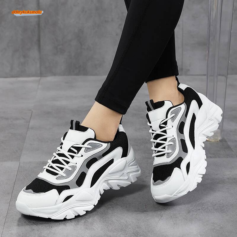 20219 Large Cross Border Reflective Belt Fashion Lightweight Thick Sole Heightened Dad Shoes Women's Sneakers ddmykukumalu