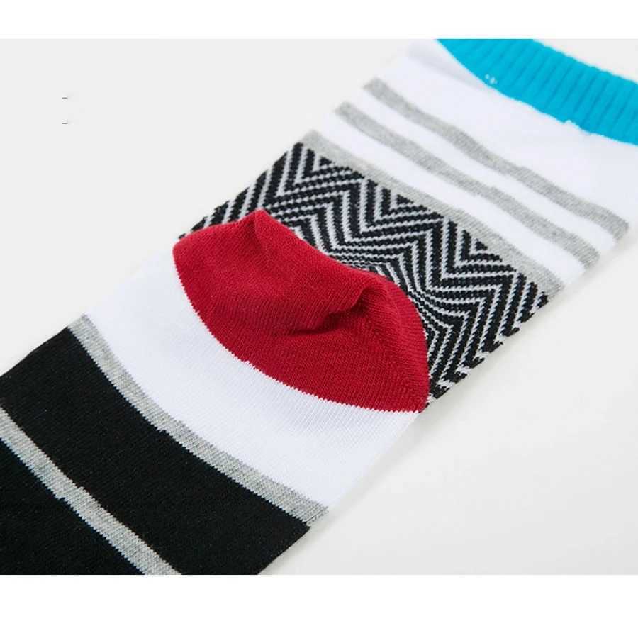 5 pairs of mens 5-finger socks pure cotton striped sweater absorbing beautiful young and fashionable party dresses short toes happy socks Z250505-1