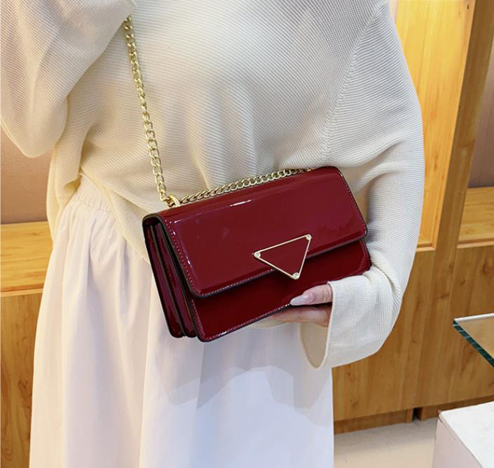 2025 Designer Shoulder Bag for Women Fashion Chain Casual Crossbody Bags Cover Magnetic Cross Body Ladies Mini Bag P 01