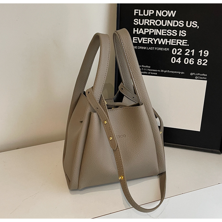 Women's new basket simple handbag soft leather shoulder diagonal cross bucket bag
