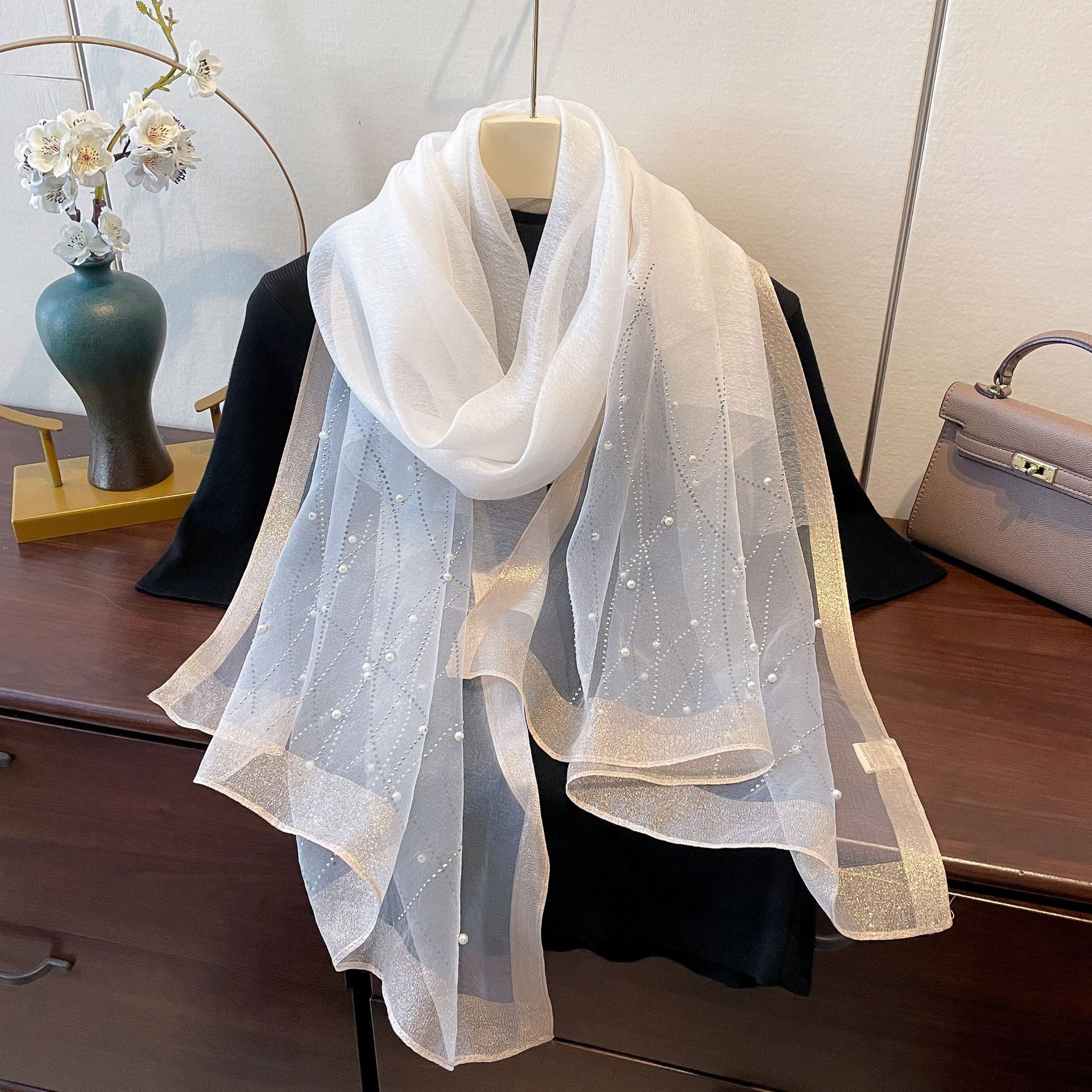 K623 Spring and summer new fashion all-match solid color ethnic style head scarf scarf female wavy pattern artificial hot diamond silk scarf female