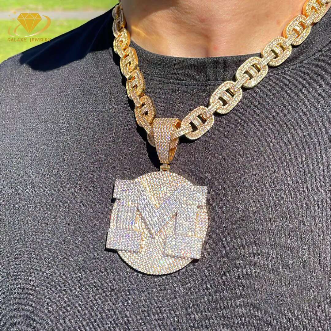 High Quality Full Diamonds Letter Initial Name 925 Silver 18k Gold Letter M Pendant Personalized Custom Moissanite Pendant