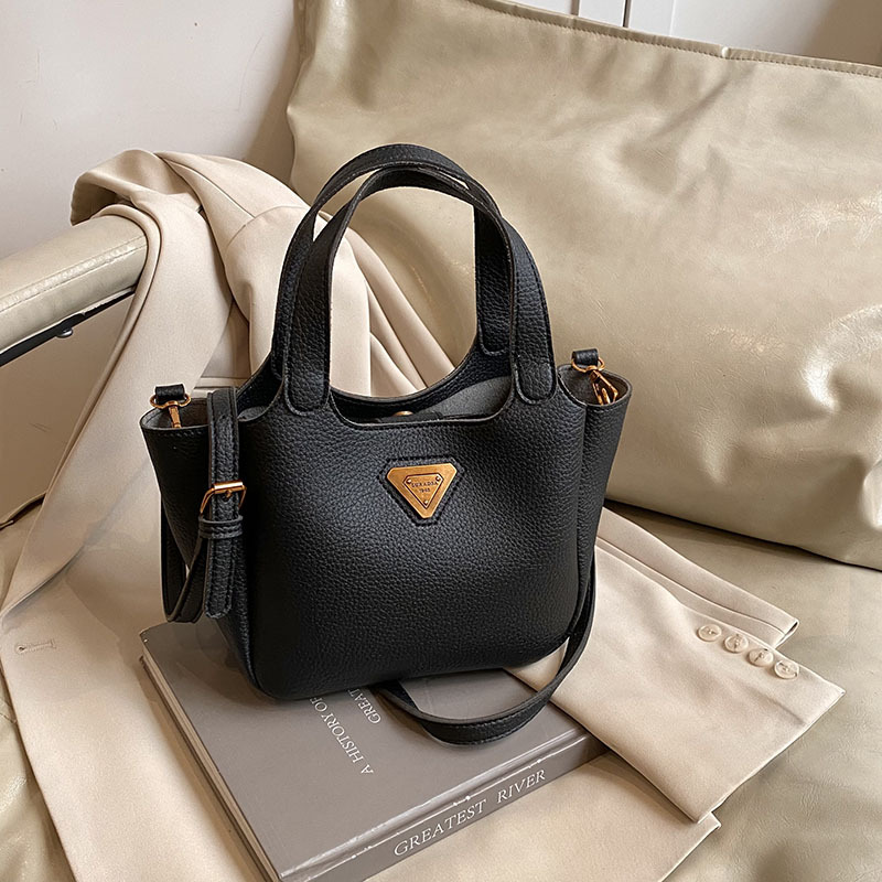 Women's new basket simple handbag soft leather shoulder diagonal cross bucket bag