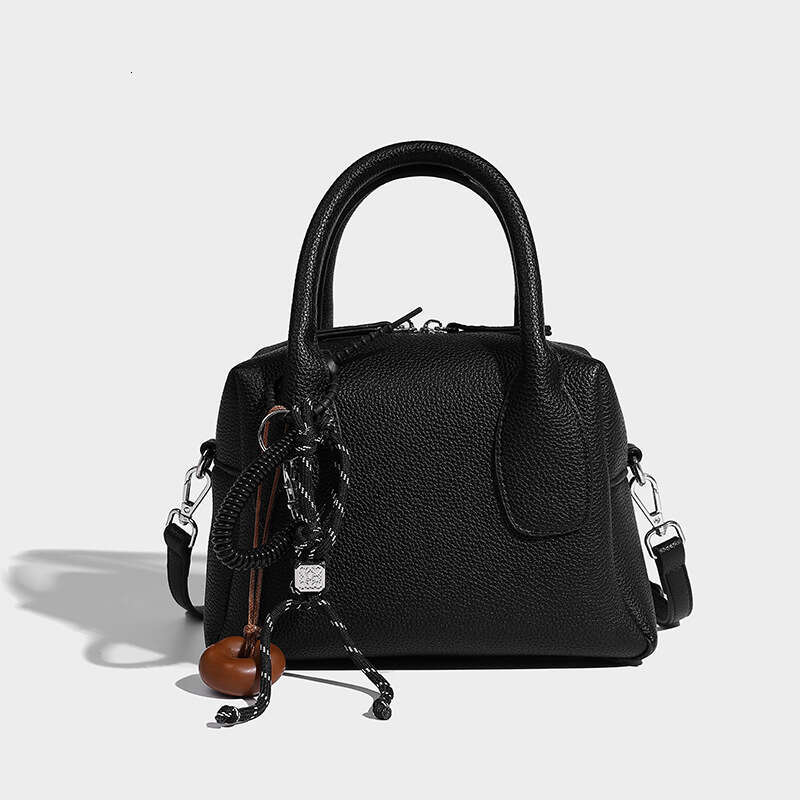 2025 New Soft Cowhide Premium Leather Boston Pillow Women's Commuter Casual Handheld Messenger Bag