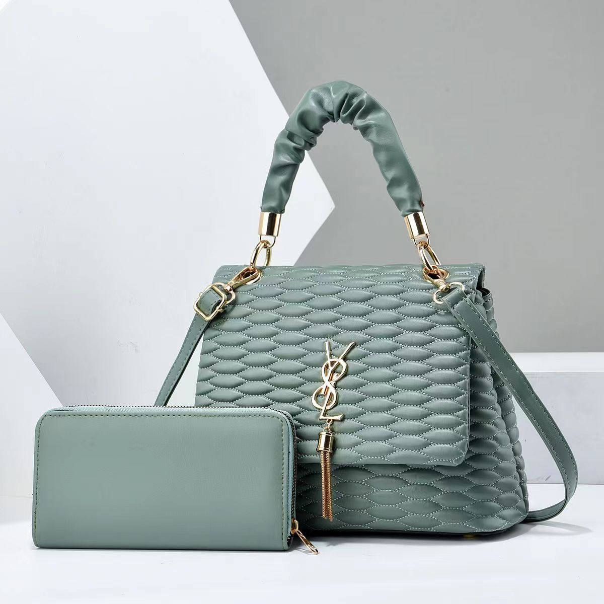 Sophisticated Designer Womens Accessories: Premium Quality Unisex Crossbody Satchel