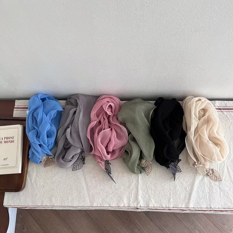 T637 new solid color small silk scarf for ladies in spring and summer with shirt decoration neck scarf chiffon ice silk scarf