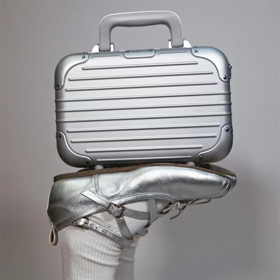 Mens Womens Designer Crossbody Case Messenger Bag Silver Aluminum Alloy Box Luxury Shoulder Handbag Vertical Bag PC Armpit Bags Satchel Travelling Bags Small Case