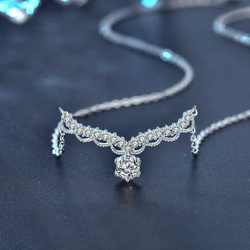 Antler Moissanite Necklace for Women | 925 Sterling Silver Reindeer Pendant | Unique Christmas Gift Jewelry | Minimalist INS Forest Design