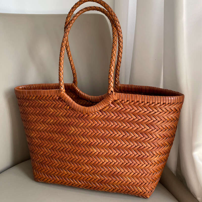 Dragon Handmade Cowhide Woven Women's Summer French Style Niche Vegetable Basket Bag, Leather Handbag, Single Shoulder Tote Bag