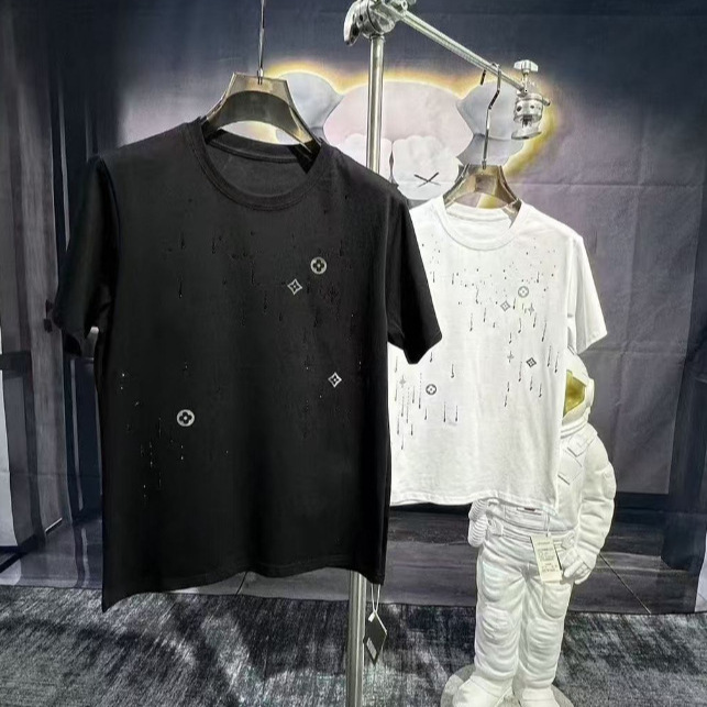 New Graphic Printed Men's T-shirt Designer Heavy Industry Hot Pressed Summer Loose Short Sleeved Luxurious Versatile Casual Round Neck Couple Spo
