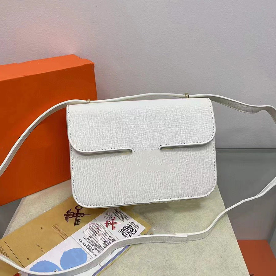 Designer bags Tofu Blok Kleine Vierkante Zak 2025 Nieuwe Schattige Damestas Getijde Honderd Vrije Tijd Crossbody Schouder Slot Flap Bag