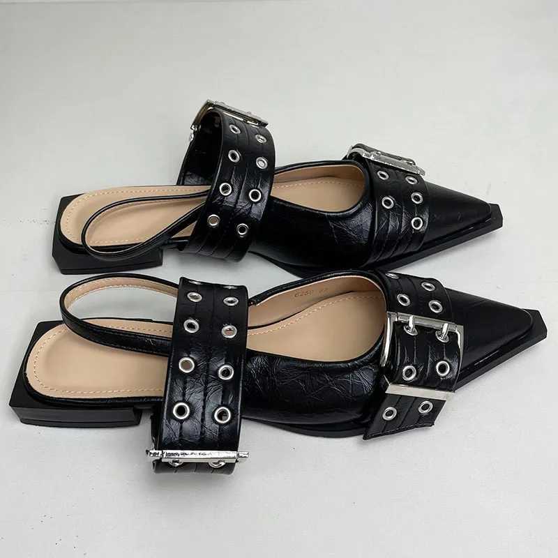 Designer Fashion Large Size 43 Foot Womens Flat Shoes Luxury Womens Buckle Strap Corner Lace Womens Flat Shoes M250506