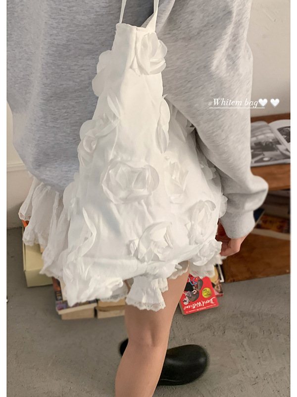 Korean version fashionable girlish underarm bag for Women 2025 New White large-capacity three-dimensional flower single-shoulder tote bag