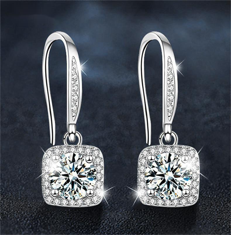Dainty Diamond-Like Sparkle: Premium Sterling Silver Moissanite Hoop Ear Jewelry
