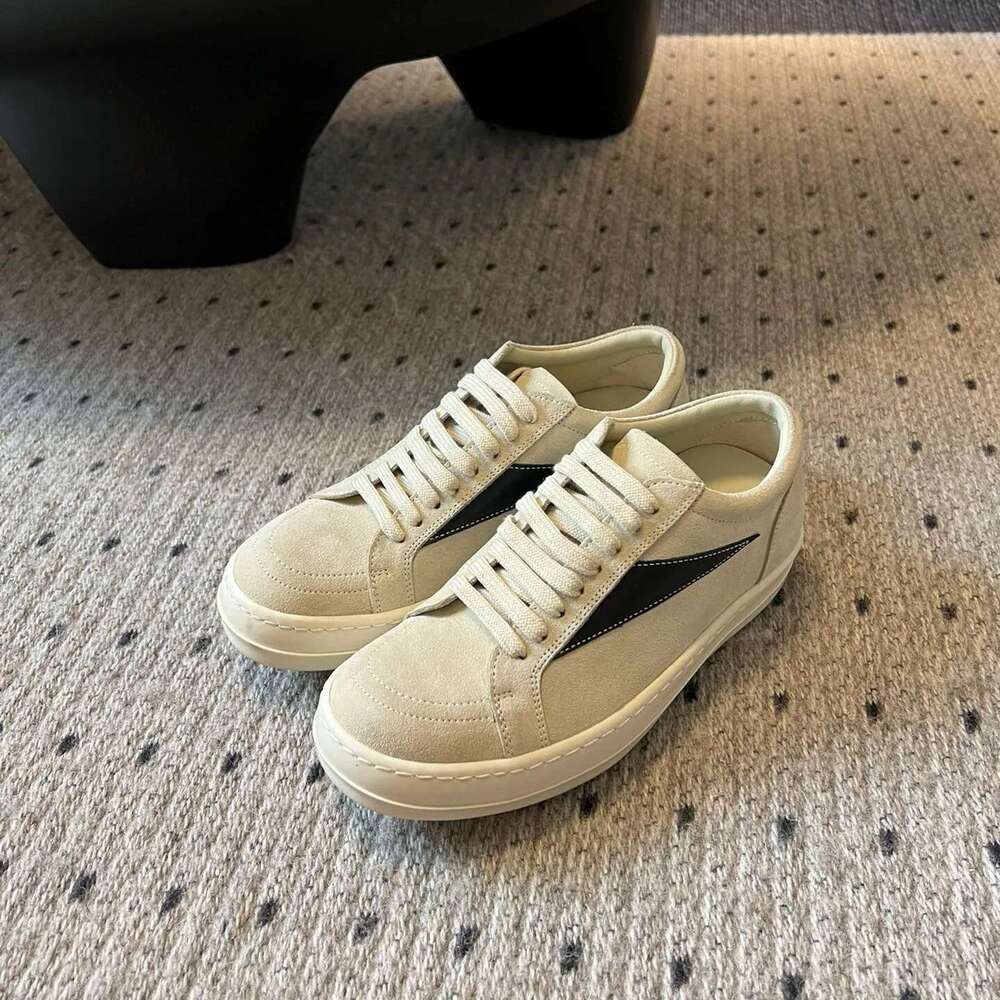 luxury Spring Summer Casual Flats Solid Color Round Toe Shoes For Women Thick Bottom Lace-Up Sneakers Size 35-40 New Arrival Hot