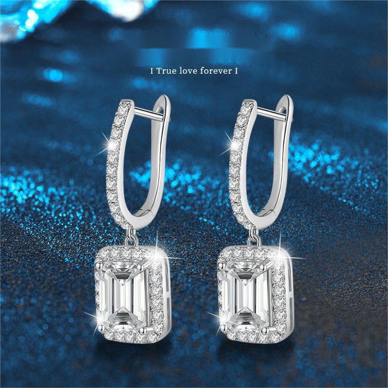 D-color Moissanite Teardrop Earrings