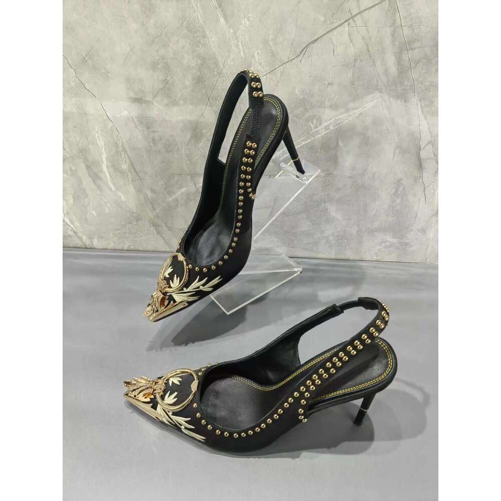 Embroidery Veet Women Sandals New Fashion Design Metal Rivets Pumps Female Thin High Heels Buckle Strap Dressing Shoes