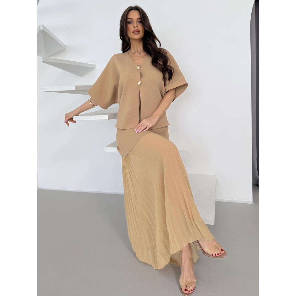 hoodie Women's Wear Wind Set, Spring And Autumn High-End Sense, Simple French Style Women's Clothing Splicing Half Skirt Knitting Two-Piece 