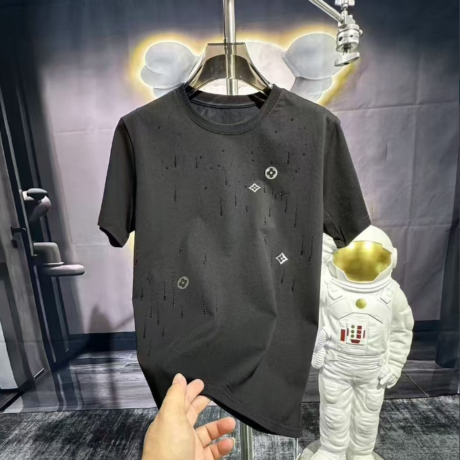 New Graphic Printed Men's T-shirt Designer Heavy Industry Hot Pressed Summer Loose Short Sleeved Luxurious Versatile Casual Round Neck Couple Spo