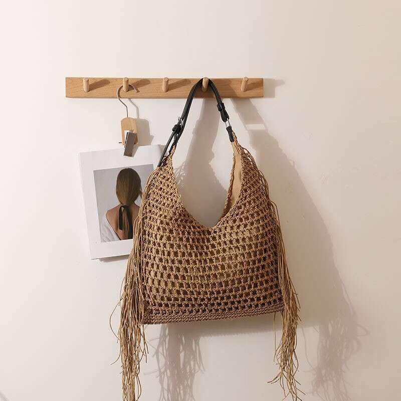 Summer Woven Bag Beach Bag Fashionable Tassel Single Shoulder New Hollow Beach Vacation Bag Versatile Large Capacity Woven Bag KQ KQ
