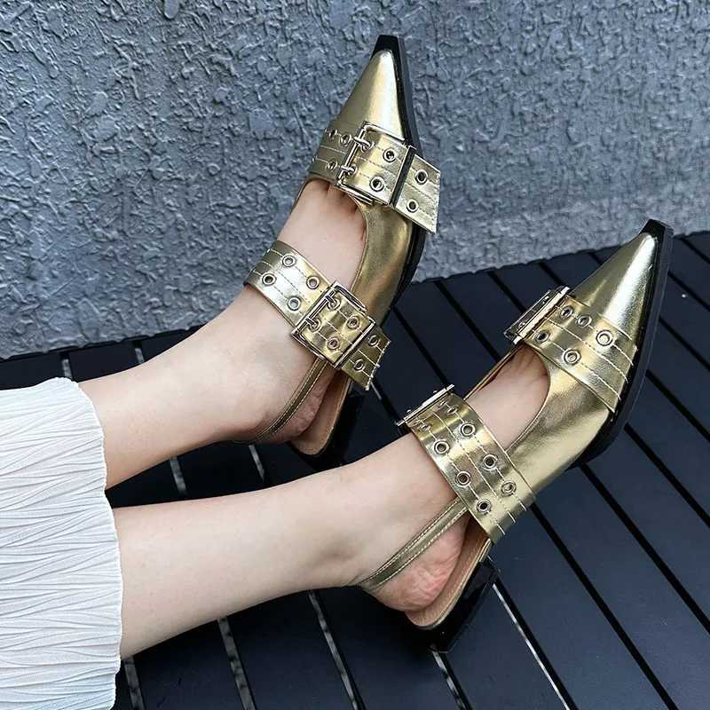 Designer Fashion Large Size 43 Foot Womens Flat Shoes Luxury Womens Buckle Strap Corner Lace Womens Flat Shoes M250506
