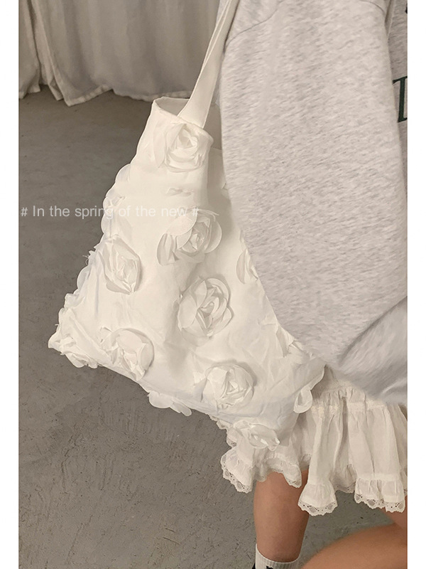 Korean version fashionable girlish underarm bag for Women 2025 New White large-capacity three-dimensional flower single-shoulder tote bag