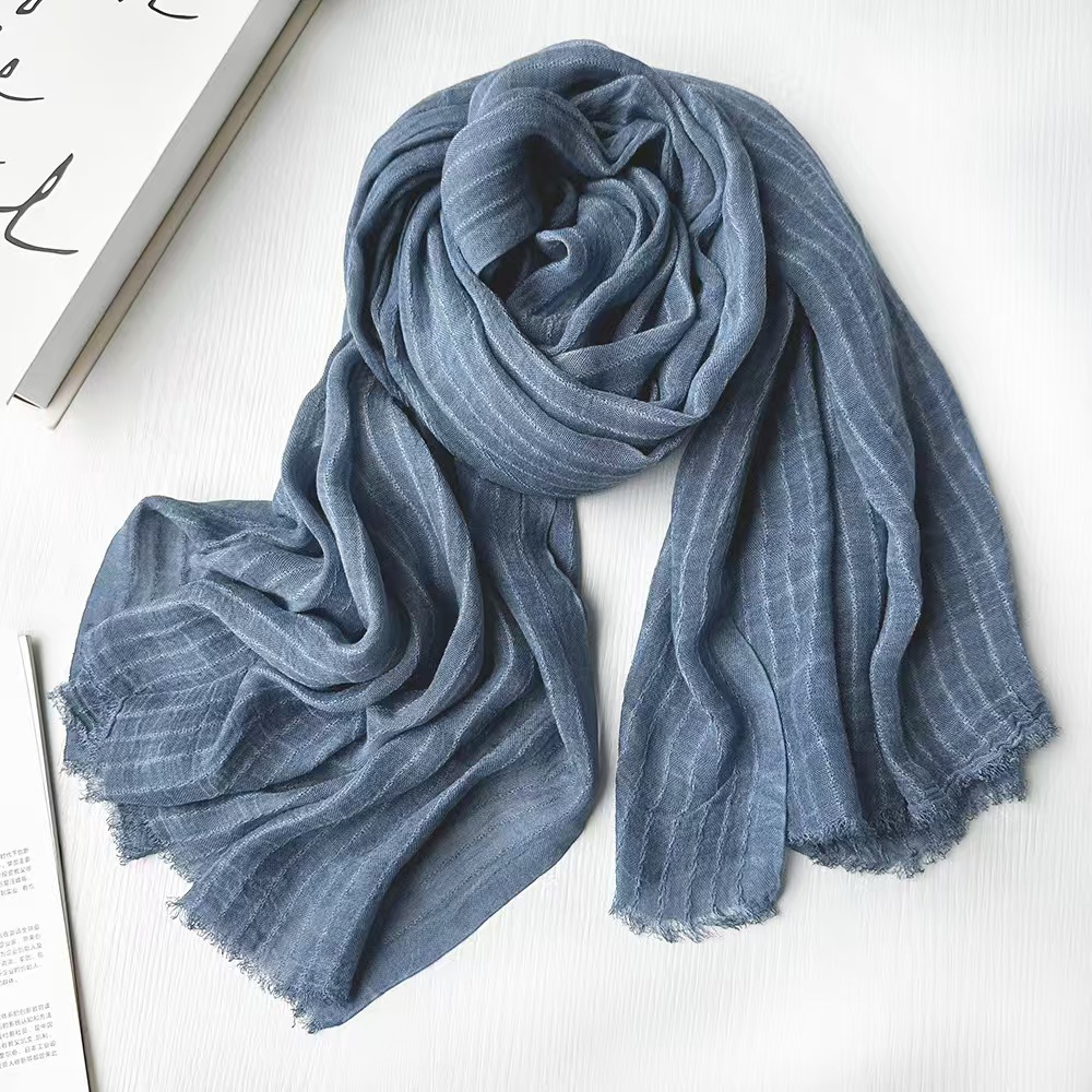 T643 cotton and linen silk scarf scarf ladies autumn and winter gradient color matching Japanese and Korean ladies Mori girl bamboo yarn shawl