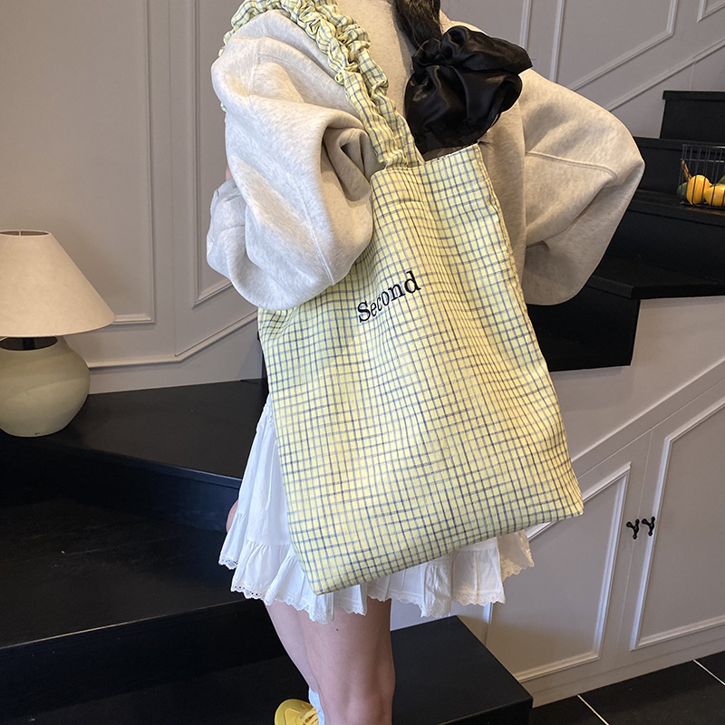 Wholesale casual canvas bag, Korean-style laid-back underarm bag for women, 2025 new checkered tote bag, pleated single shoulder bag