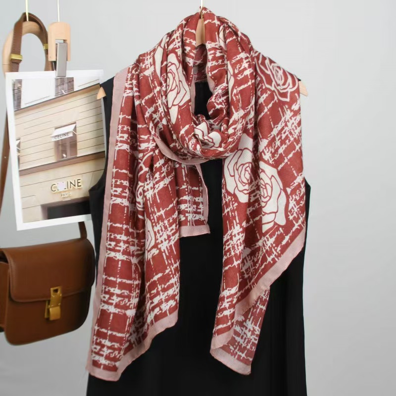 T644 new printed fashion linen scarf cloak long scarf female light luxury new thin warm silk scarf large shawl