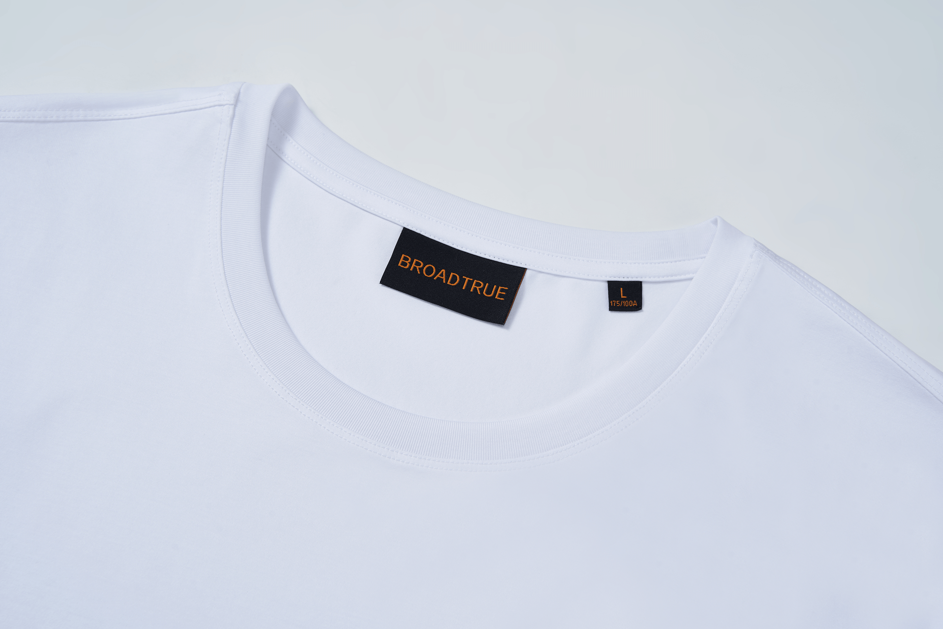 Light Luxury Minimalist T-shirt Summer Horse Cotton Black and White Solid Color Short Sleeve