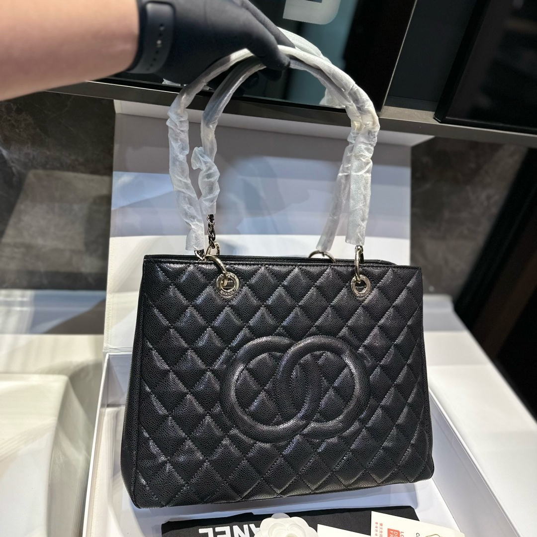 Luxury chan Tote Bag Designer bag vintage patent Genuine Leather Womens Stripes Handbag Fashion Underarm Armpit Cross Body bag Clutch Bags Evening Bags top1
