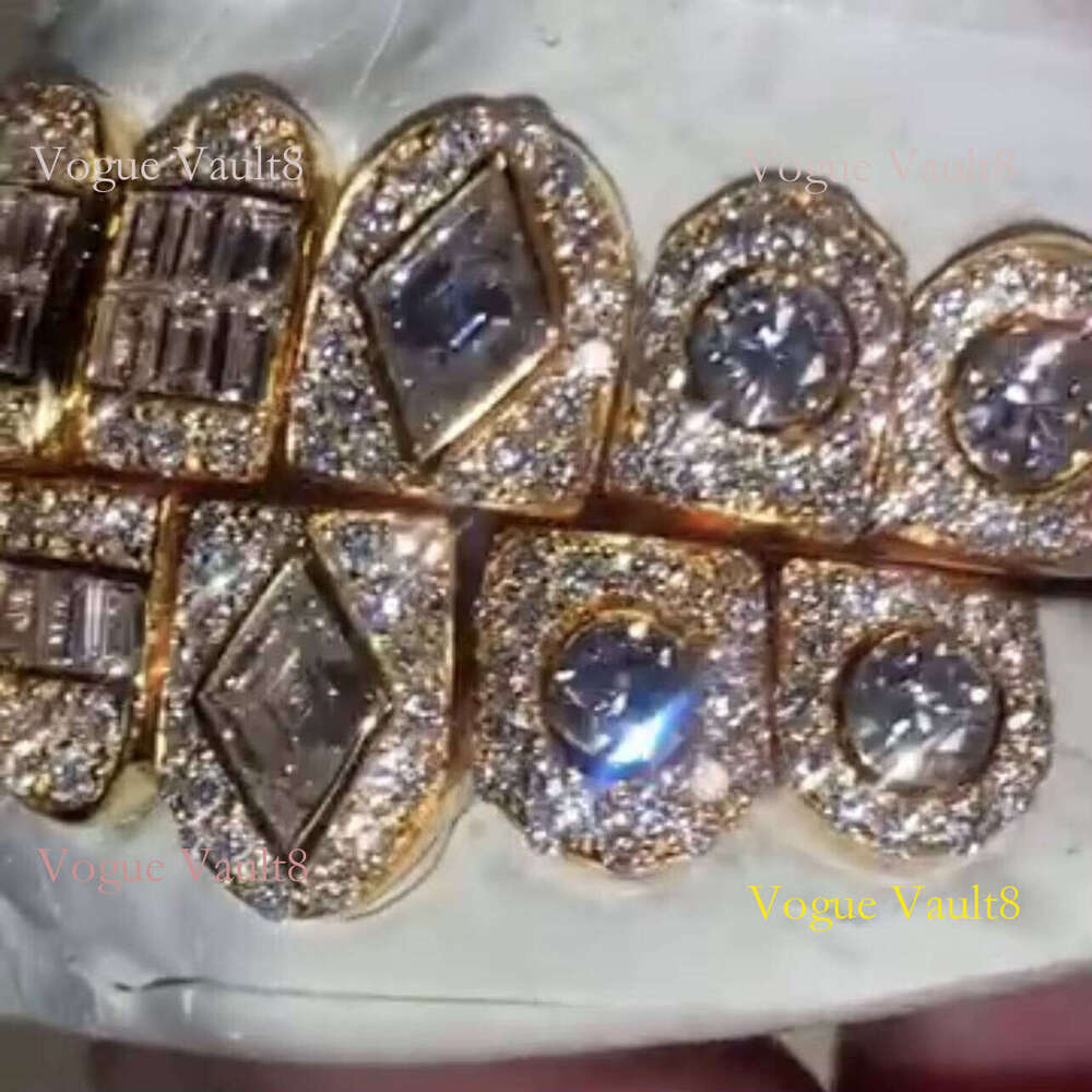 Hop Iced Out Invisible Setting Princess Cut Custom Yellow Gold VVS Moissanite Dia Grillz