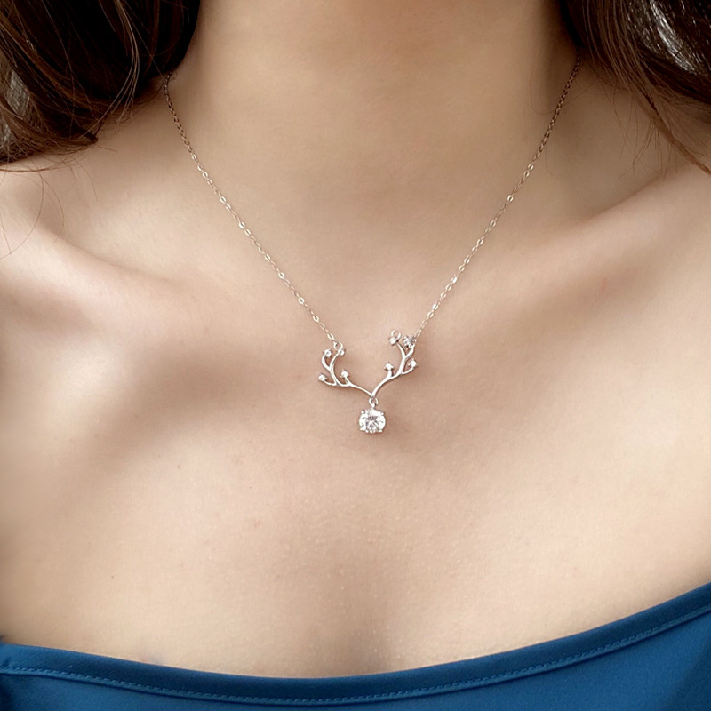 925 Sterling Silver Antler Pendant Necklace with Moissanite, Unique Christmas Gift for Women, Delicate Collarbone Chain Jewelry